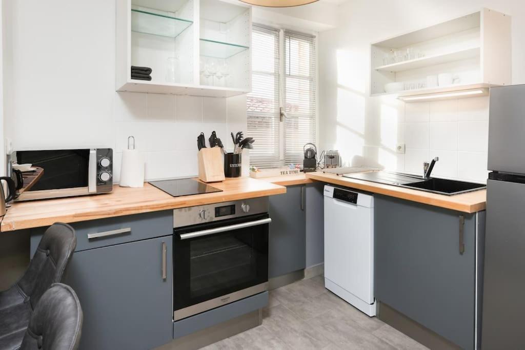 N3 Des Etudes Duplex Hypercentre Wifi Conciergeriedamecarcas Apartment การ์กาซอน ภายนอก รูปภาพ